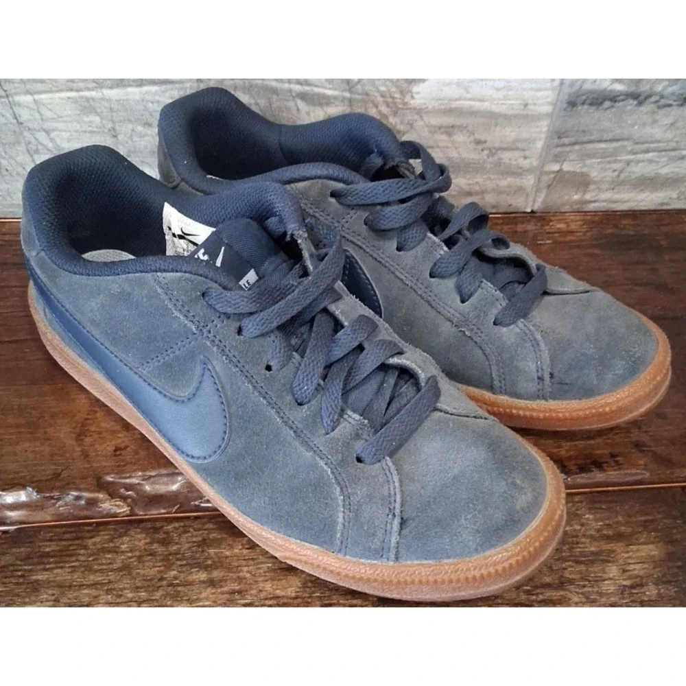 Nike Court Royale Womens Shoes Size 5.5 Sneakers Suede Blue Gum 916795-400